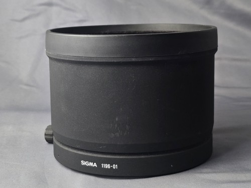 Sigma 1196 lens hood - lens, to